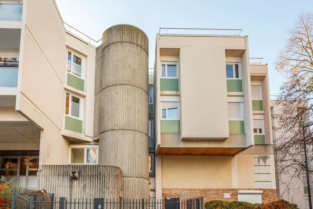 Appart Spacieux Pres De La Seine Sartrouville Esterno foto