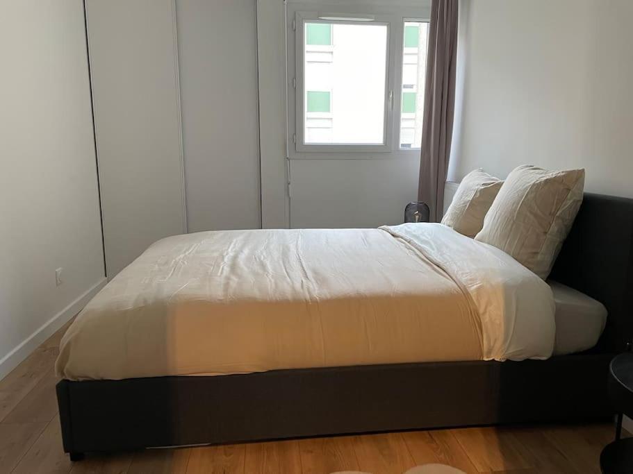 Appart Spacieux Pres De La Seine Sartrouville Esterno foto